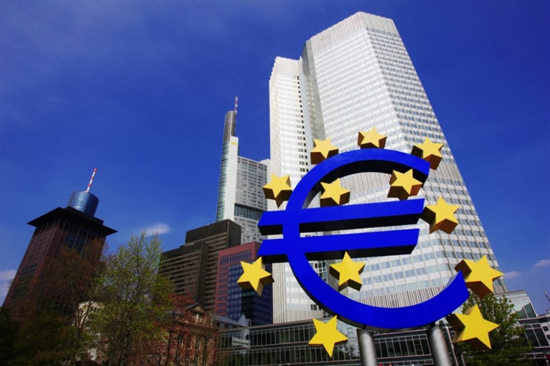 La Bce alza i tassi di 50 punti e annuncia: Banche solide, ma siamo pronti a intervenire.